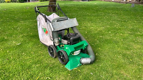 Self propelled petrol leaf - self,
