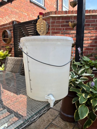 Fermentation bucket 25l large - fermentation,