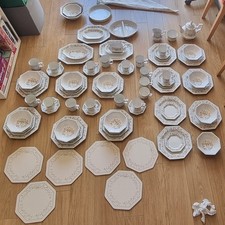 Eternal Beau by Johnson Brothers Extended dinner service.