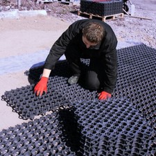 20 GRAVEL GRASS GRIDS PLASTIC