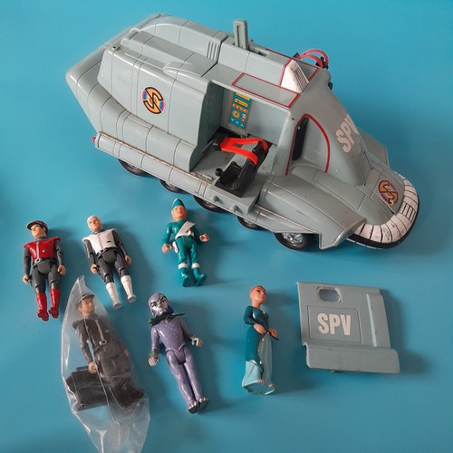 Captain scarlet thunderbirds - captain,