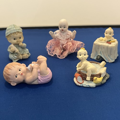 Vintage piano babies 5 - x,