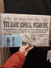 Reproduction TITANIC SINKS