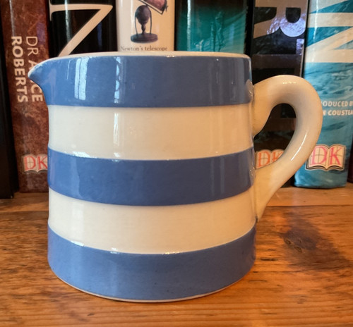 Green vintage cornishware - tg,