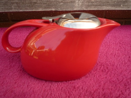 Unusual shape red - red, ceramic