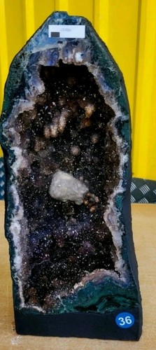 Stunning amethyst geode - amethyst, cave