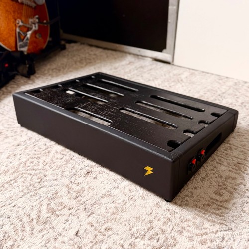 Bolt custom pedalboard black - bolt,