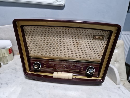 Vintage stella bakelite radio - bakelite,