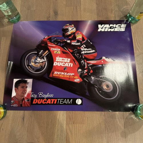 Troy bayliss ducati ama - ducati,