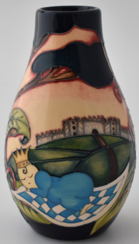 Moorcroft pottery vase royal - moorcroft, a