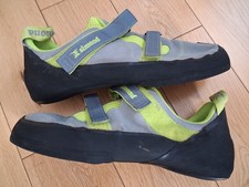  Simond Rock mens Climbing