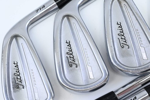 Titleist 714 irons pw - /, /