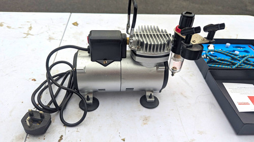 As18 airbrush compressor - airbrush,