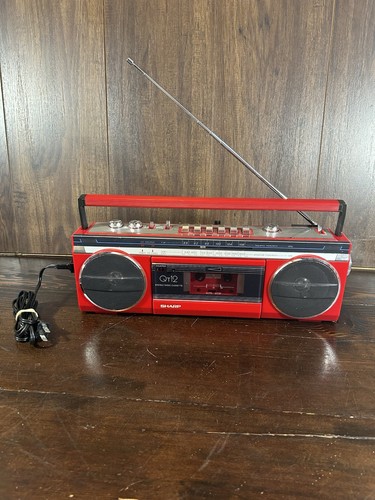 Vtg sharp boombox - 12, in