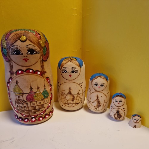 Pretty lght wood - wood, handpainted