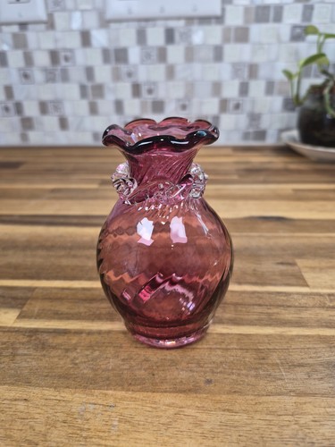 Pilgrim glass cranberry bud - pilgrim,