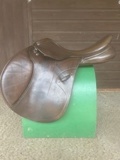 Pessoa Legacy XP3 Jumping Saddle 17.5”. Brown.