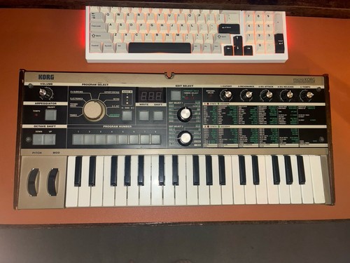 Korg microkorg synthesizer - korg,