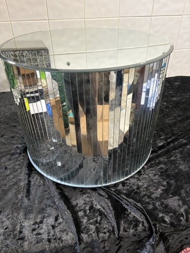 Large mirrored pedestal - large,