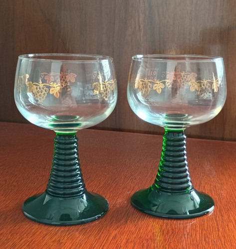 Wine glasses green ribbed - wine,
