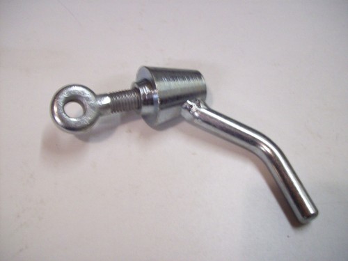 Ramp fastener tailgate catch - ,