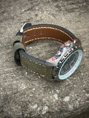 Thick green canvas - /, leather
