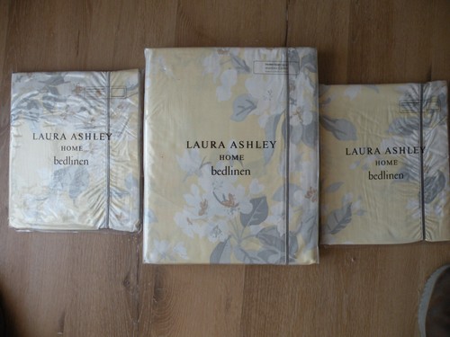 Laura ashley double duvet - laura,