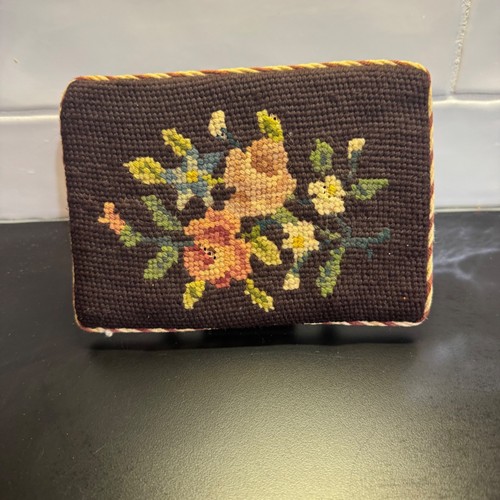 Vintage floral needlepoint - floral,