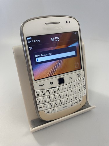 Blackberry bold touch 9900 - bold,