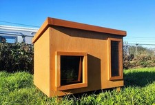 Fully Assembled  Luxury Outdoors Cat House Kennel Shelter