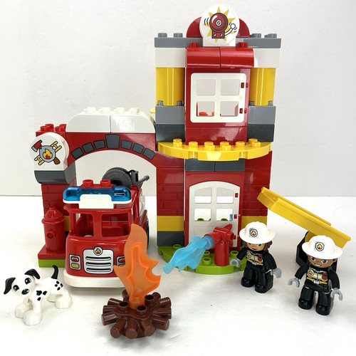 Lego duplo fire station 10903 - fire,