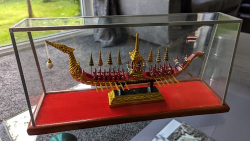 Thai royal barge - royal, suphannahong