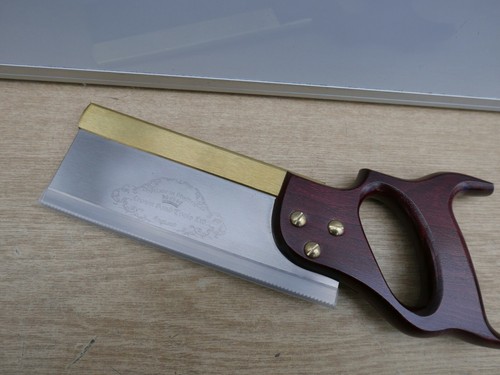 Crown made sheffield - in, 8"