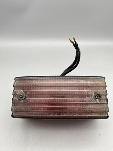 Kawasaki 550 rear light - gt,