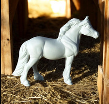 Breyer Stablemate: Unpainted