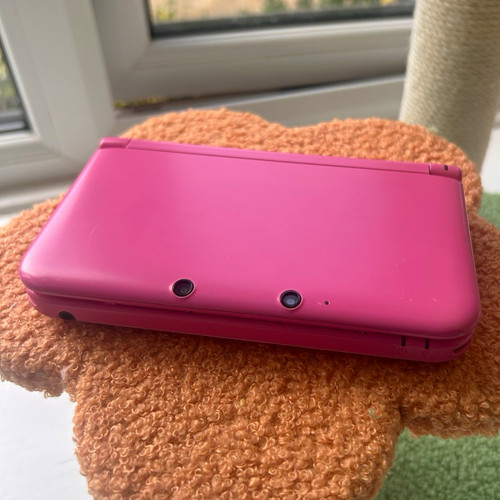 Nintendo 3ds pink handheld - 3ds,