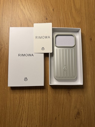 Rimowa iphone pro phone - iphone,