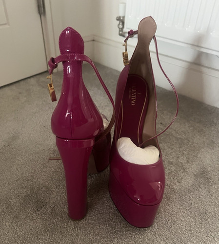 Valentino pink patent leather - pink,