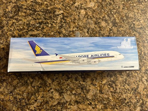 Rare singapore airlines airbus - airlines,