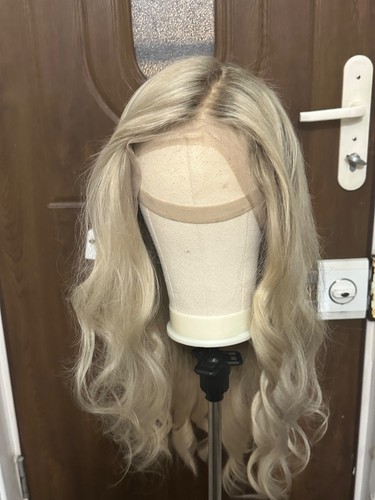 Ash blonde rooted front - 22”,