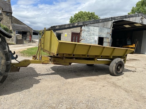 Ton tipping trailer tractor - ton,