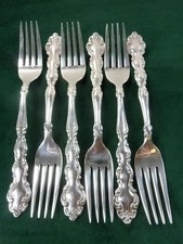 6 nice Vintage Silver Plated oneida Flirtation pattern Dessert Side Forks