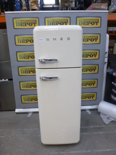 Smeg fridge freezer - smeg,