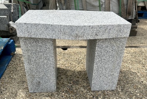 Stunning solid granite stone - solid,