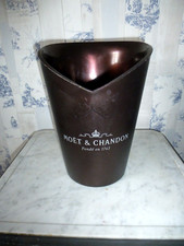 VINTAGE PLASTIC MOET ET CHANDON CHAMPAGNE BUCKET
