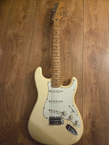 Fender stratocaster cream - stratocaster,