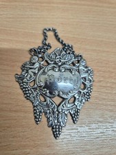 VINTAGE ANTIQUE GRAPEVINE PATTERN 'PORT' SILVER PLATE DECANTER LABEL TAG