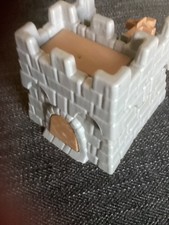 Crossbows and Catapults Out post Castle Tower spare parts preowned