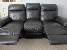 Recling Sofas By Harvey's