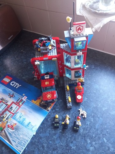 Lego city 60215 - city, fire